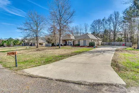 118 Tara Dr, Flora, MS 39071 photo 6