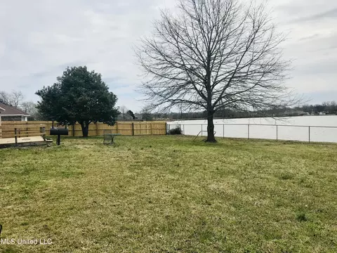 Exterior - 319 Mallory Dr, Byram, MS 39272 photo 2 of 2