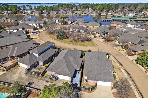 View/Area - 530 Beacon Cv, Brandon, MS 39047 photo 4 of 8