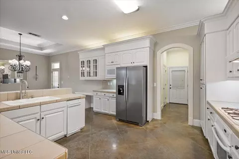 Entry Way - 530 Beacon Cv, Brandon, MS 39047 photo 2 of 2