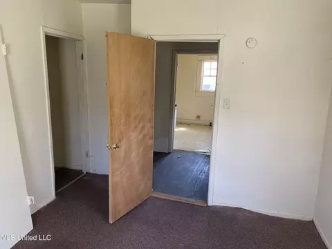 Bedroom - 2235 Mobile Ave, Jackson, MS 39213 photo 3 of 4