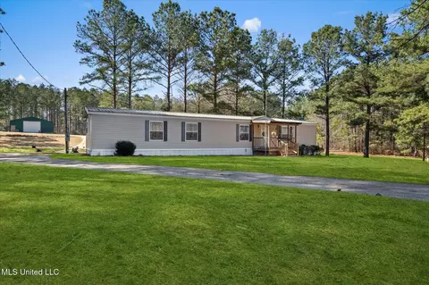 44 Pine Log Branch Rd, Richton, MS 39476