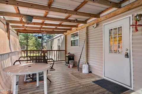 Exterior - 44 Pine Log Branch Rd, Richton, MS 39476 photo 5 of 11