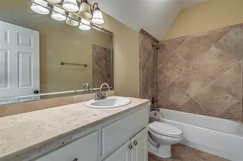 Bath - 123 Cavanaugh Dr, Madison, MS 39110 photo 7 of 7