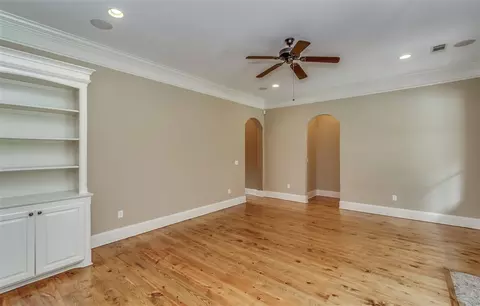 Living - 123 Cavanaugh Dr, Madison, MS 39110 photo 3 of 9