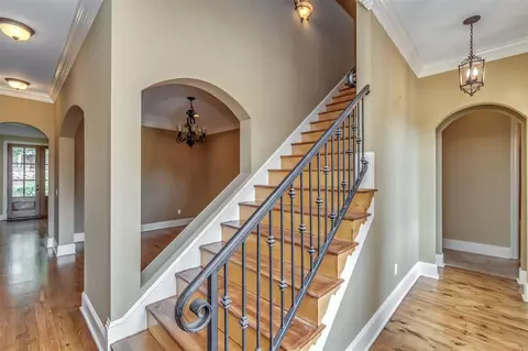 Entry Way - 123 Cavanaugh Dr, Madison, MS 39110 photo 2 of 4