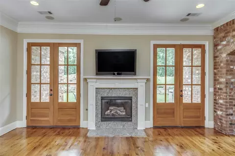 Living - 123 Cavanaugh Dr, Madison, MS 39110 photo 5 of 9