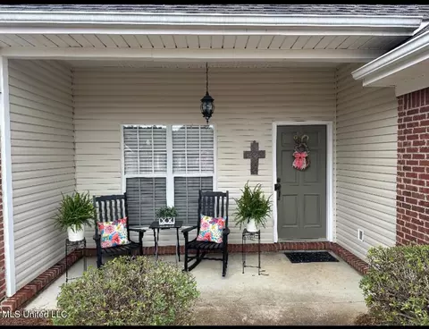 171 St James Pl, Grenada, MS 38901 photo 2