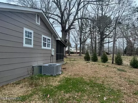 5398 Scotland Rd, Bentonia, MS 39040 photo 4