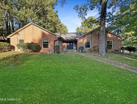 200 Bay Rd, Brandon, MS 39047