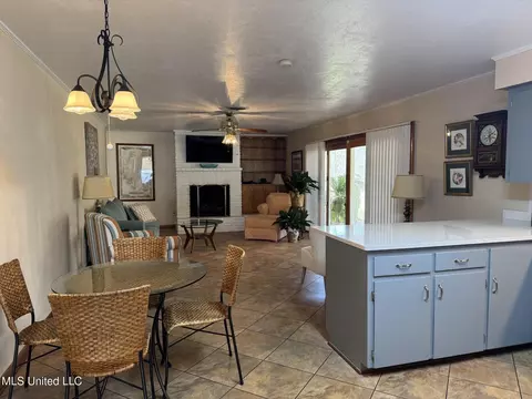 40 Old Courthouse Rd, Natchez, MS 39120 photo 6
