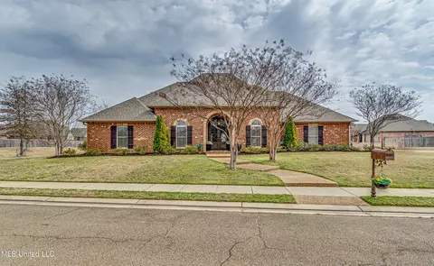 Exterior - 435 Glendale Pl, Brandon, MS 39047 photo 5 of 19