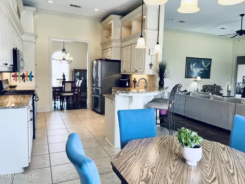 Kitchen - 435 Glendale Pl, Brandon, MS 39047 photo 1 of 8