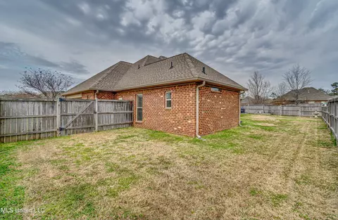 Exterior - 435 Glendale Pl, Brandon, MS 39047 photo 16 of 19