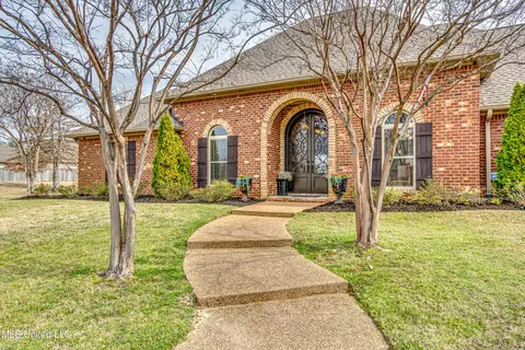 Exterior - 435 Glendale Pl, Brandon, MS 39047 photo 6 of 19