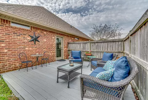 Exterior - 435 Glendale Pl, Brandon, MS 39047 photo 9 of 19