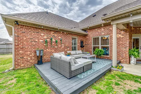 Exterior - 435 Glendale Pl, Brandon, MS 39047 photo 12 of 19