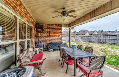 Exterior - 435 Glendale Pl, Brandon, MS 39047 photo 11 of 19