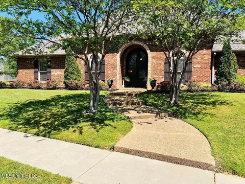 Exterior - 435 Glendale Pl, Brandon, MS 39047 photo 3 of 19