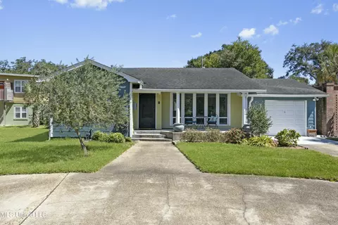 440 Porter Ave, Biloxi, MS 39530