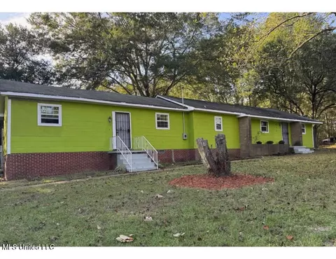 415 Boling St, Jackson, MS 39209