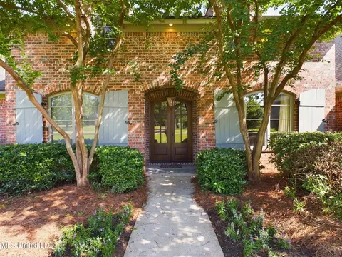 Exterior - 159 Beaufort Cir, Madison, MS 39110 photo 3 of 9