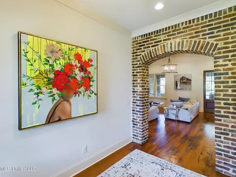 Entry Way - 159 Beaufort Cir, Madison, MS 39110 photo 2 of 2