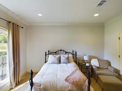 Bedroom - 159 Beaufort Cir, Madison, MS 39110 photo 5 of 9