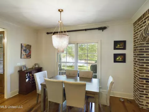 Dining - 159 Beaufort Cir, Madison, MS 39110 photo 3 of 5
