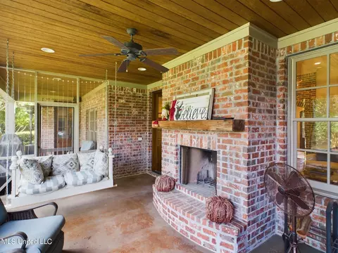 Exterior - 159 Beaufort Cir, Madison, MS 39110 photo 5 of 9