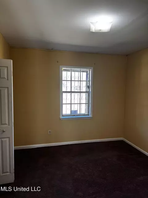 Bedroom - 4824 Jefferson Ave, Moss Point, MS 39563 photo 2 of 3