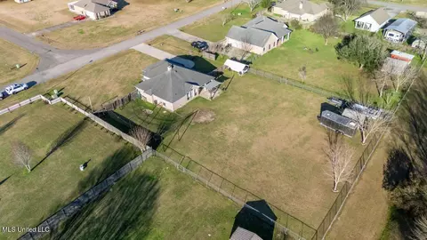 View/Area - 127 Apache Dr, Picayune, MS 39466 photo 2 of 3