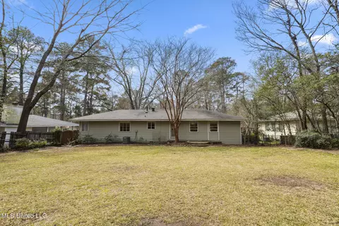 4346 Manhassett Dr, Jackson, MS 39211 photo 29