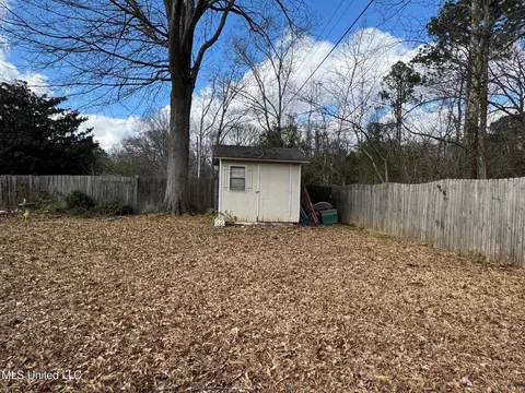 Exterior - 1036 Briarfield Rd, Jackson, MS 39211 photo 3 of 3