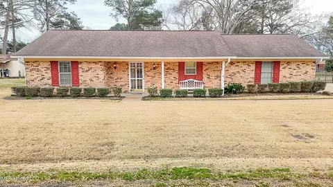 Exterior - 107 St Augustine Dr, Madison, MS 39110 photo 2 of 6