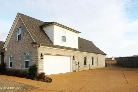 701 Beckett Cv, Hernando, MS 38632 photo 3