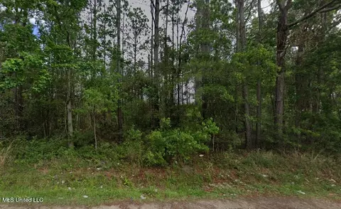 0 W Hinds St, Bay Saint Louis, MS 39520