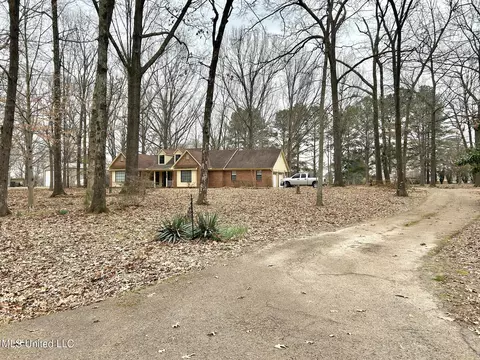 1795 Cedar Bend Rd, Hernando, MS 38632 photo 2