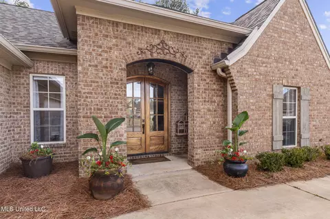122 Magnolia Place Cir, Brandon, MS 39047
