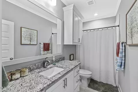 Bath - 102 Coventry Ln, Canton, MS 39046 photo 7 of 7