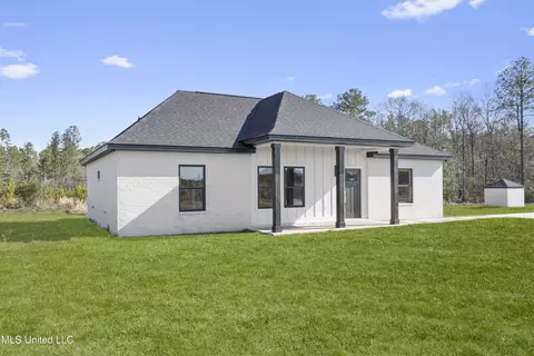 112 Moore Rd, Perkinston, MS 39573 photo 2
