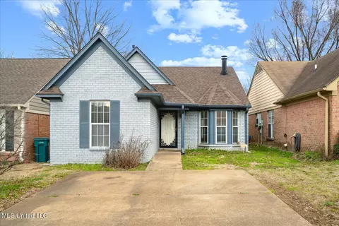 7692 Lilly Ln, Southaven, MS 38671