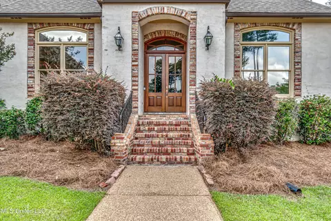 Exterior - 809 Norwich Dr, Madison, MS 39110 photo 3 of 9