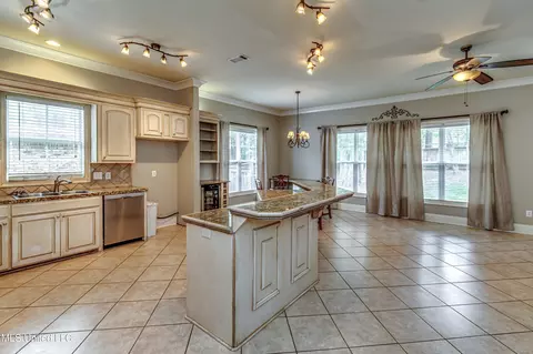 Kitchen - 809 Norwich Dr, Madison, MS 39110 photo 1 of 7