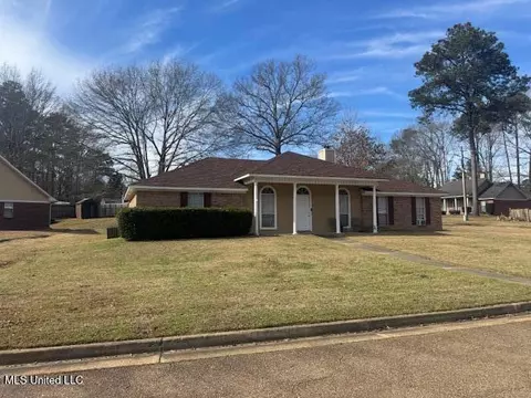 517 Winnwood, Jackson, MS 39212