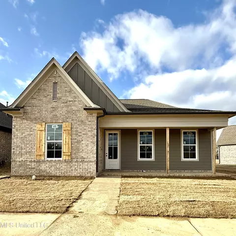 640 Bolivar Dr, Nesbit, MS 38651 photo 3