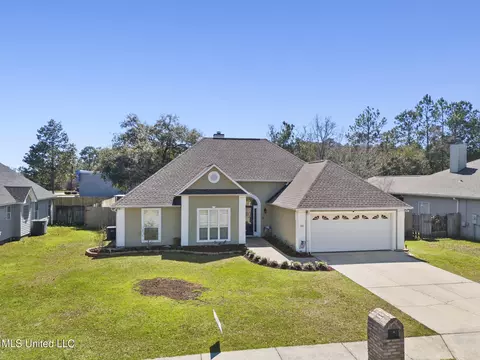 28 Ryan Cir, Long Beach, MS 39560 photo 1