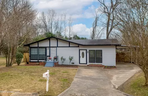 115 Grey Oaks Dr, Vicksburg, MS 39180