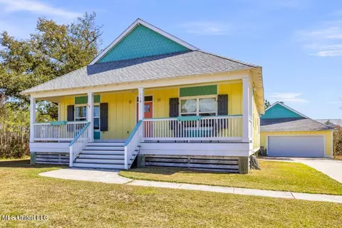 118 Buena Vista Dr, Long Beach, MS 39560