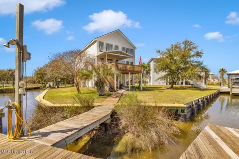 104 Kelly Cv, Pass Christian, MS 39571